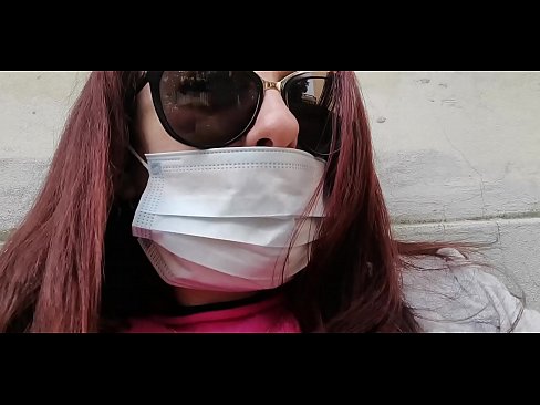 ❤️ Si Nicoletta ay naghiganti sa kanyang kapitbahay at umihi sa kanyang garahe (Special Covid19 Italian Quarantine) ❤️ Anal video sa amin ❌