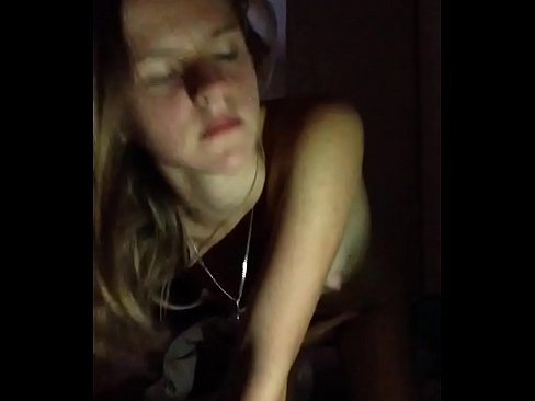 ❤️ Ang isang batang babae masturbates at cums ❤️ Anal video sa amin ❌